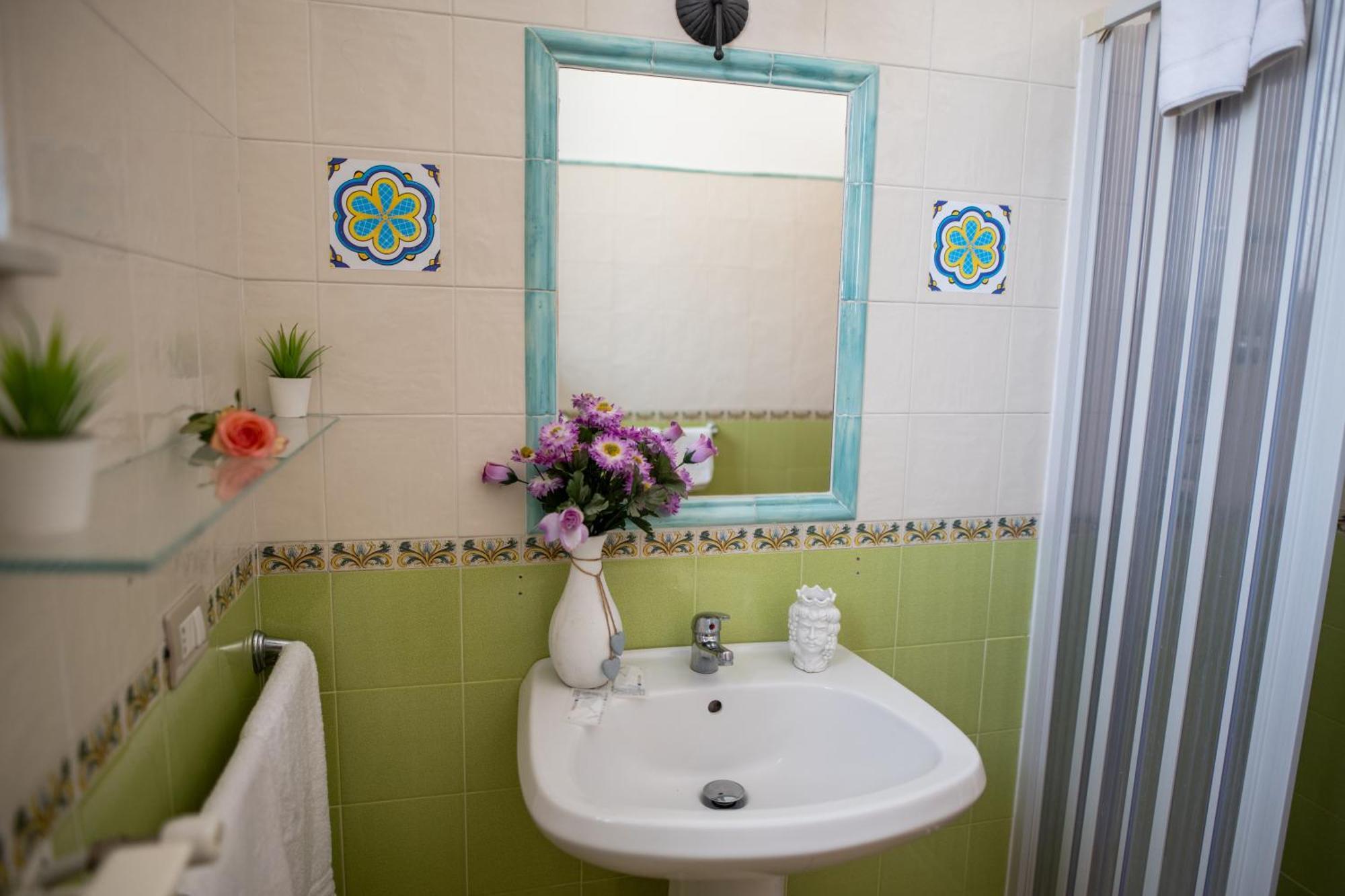 B&B Regina Carolina Caltagirone Zewnętrze zdjęcie