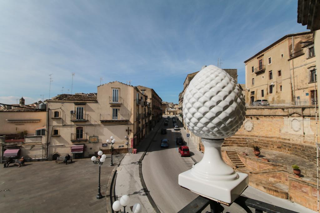 B&B Regina Carolina Caltagirone Zewnętrze zdjęcie